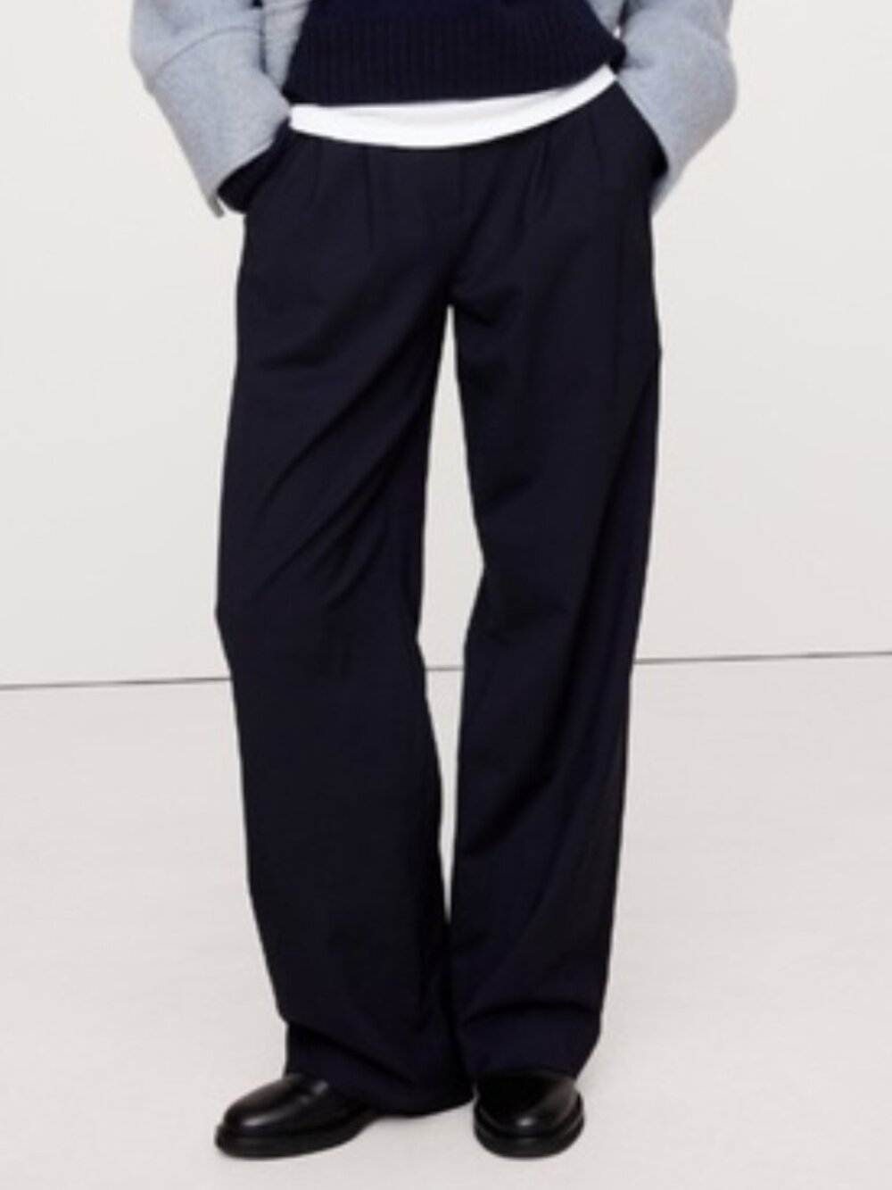 Banana Republic Navy Blue SoHo High-Rise Wide-Leg Italian Wool Pant 6P